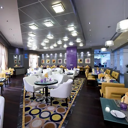 Time Grand Plaza Hotel, Dubai Airport 